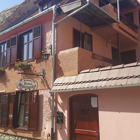 Pensiunea Podul Minciunilor Sibiu Buitenkant foto